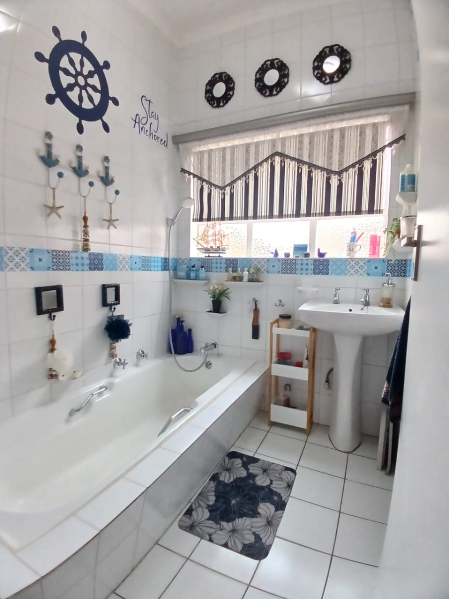 5 Bedroom Property for Sale in Sasolburg Ext 23 Free State